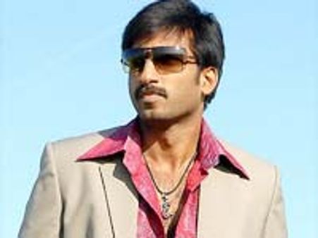 గోపీచంద్ తో త్రిష రొమాన్స్