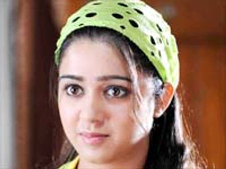 'వైజాగ్ కత్తి' ఛార్మి?