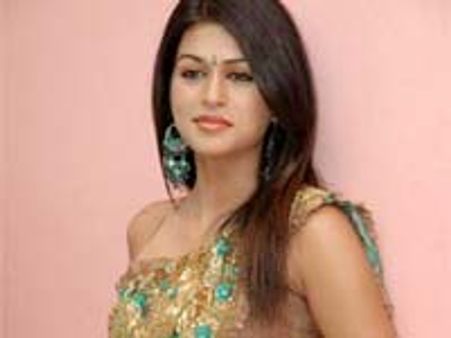 ఆ హీరో సెక్సీ సింహం