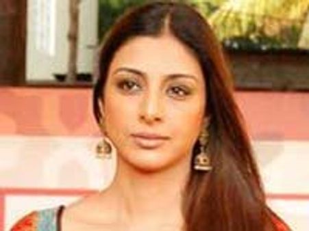 నాగ్ తో రిలేషన్ పై టబు