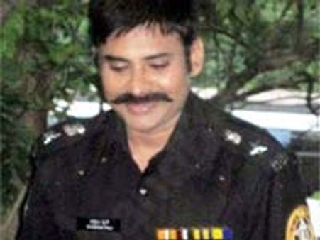 పులి సాంగ్ వినాలంటే