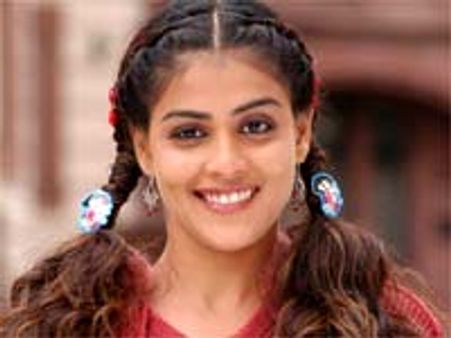 తమిళ కుర్రాడితో జెనీలియా