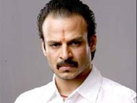 పరిటాల రవిగా ఆ హీరోనే