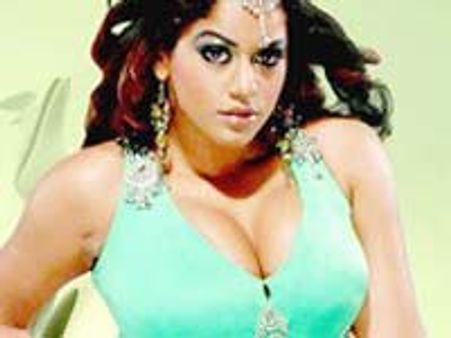 ముమైత్ రూమ్ రహస్యం