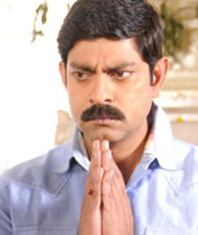 రాజకీయాల్లోకి వస్తా: జగపతిబాబు