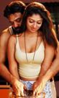 నయనతారే పెట్టింది