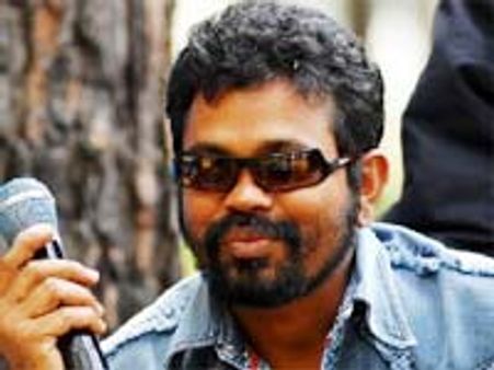 సుకుమార్ హీరో అతడు!