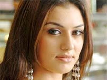 మట్టి..మట్టి..హన్సిక