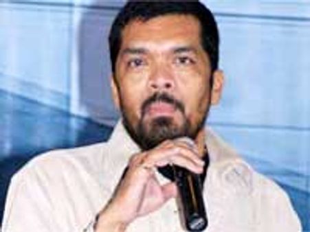 పోసాని ఆమెను నగ్నంగా..