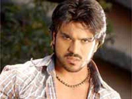 రామ్ చరణ్-భాస్కర్ ఫిల్మ్ డిటేల్స్