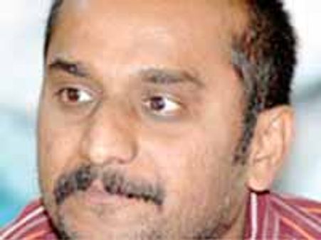 ఎన్నారై డైరక్టర్ మళ్ళీ