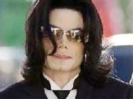 మైకల్ జాక్సన్ కి కొత్త పిచ్చి
