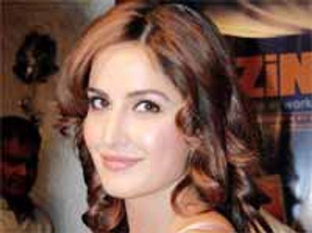 కత్రినా బ్లూ ఫిల్మ్ డిటేల్స్