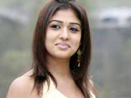 నయనతార రోజు రేటు ఎంతంటే...