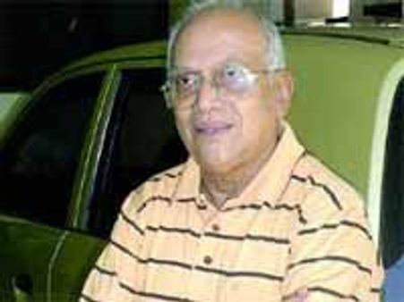 అల్లు అర్జున్ తో సింగీతం ...