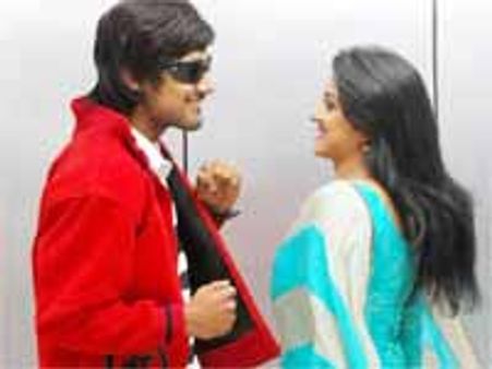 'ఎవరైనా ఎప్పుడైనా'కు హిట్ టాక్