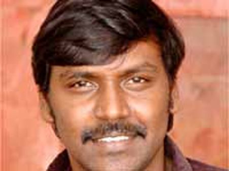 లారెన్స్ ని వదలని నాగ్!?