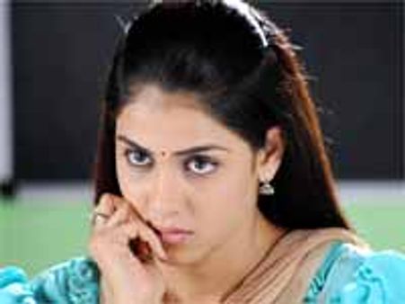 జెనిలియా కథ ఏమైంది?