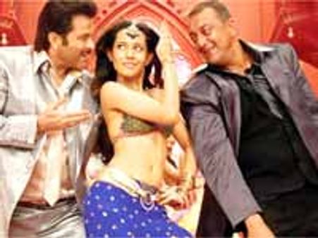 టైటిల్ కే 35 లక్షలు!!