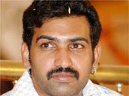 తారకరత్న హీరో కాదు విలన్!!