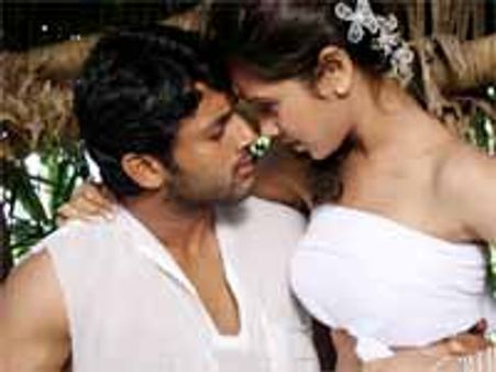 'అడవి' లో ప్రేక్షకుడి బలి