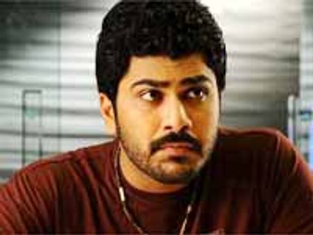 వైవిధ్యం కోసం శర్వానంద్ 'ప్రస్థానం'