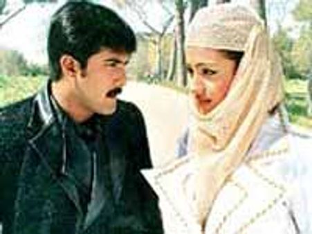 నీమ-నాతె - యావరేజ్‌