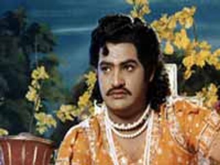 ఫర్వాలేనిస్టూడెంట్‌!