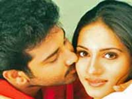 ఇదీ సాధారణ లవ్‌ స్టోరీ