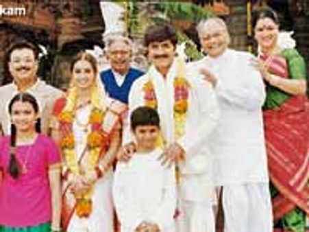 సంగీతాభిమానులకు నచ్చే స్వరాభిషేకం