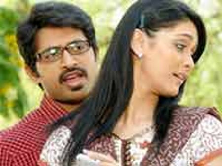 మూడుభాషల్లో తెరకెక్కనున్న 'కాఫీబార్'