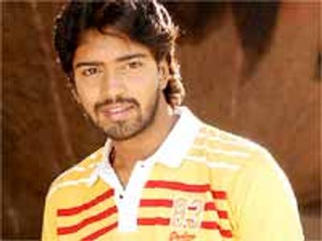 'ప్రేమఖైదీ'ని మించి పోయే 'బెండు అప్పారావ్'