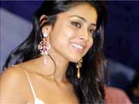 శ్రియకు 'అంతర్జాతీయ' ఆహ్వానం