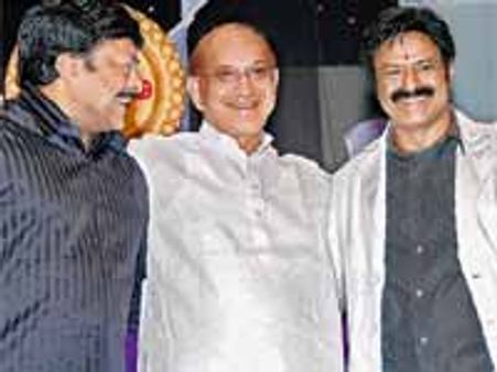 'అపూర్వ' కలయిక