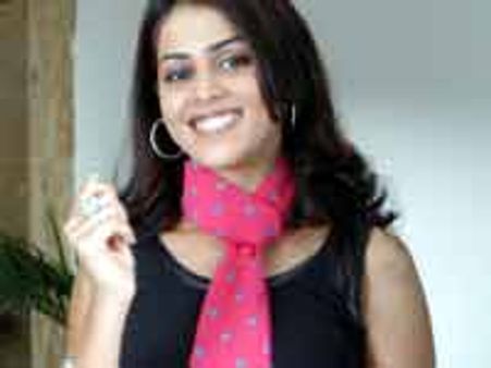 ఛాక్లెట్ గర్ల్ జెనీలియా