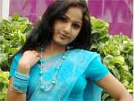 'ఎక్స్ పోజింగ్' కు రెడీ