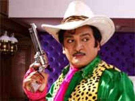 'రాజేంద్రప్రసాద్' ను నిద్రలేపిన 'అమీర్'