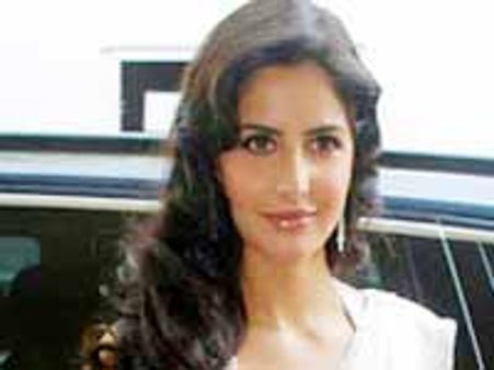 తెల్లచీర కట్టుకున్నదెవరికోసము..