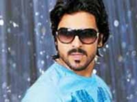 రామ్ చరణ్ తో ‘యమహానగరి కలకత్తాపురి’