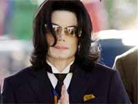 పాప్ స్టార్ మైఖెల్ జాక్సన్