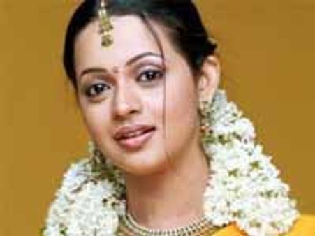 హత్య కేసులో ఇరుక్కున్న 'భావన'