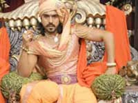 టాప్ చైర్ లో 'మగధీర'