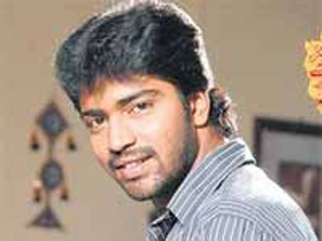 'ఉషాకిరణ్' మూవీస్ 'సుడిగాడు'