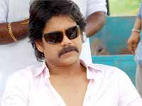 జగన్ మంత్రి పదవికి నాగార్జున మద్ధతు