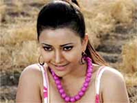 షూటింగ్ లో శ్వేతాబసు గొడవ