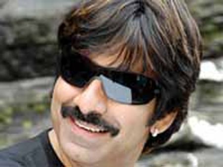 రవితేజకు కులపిచ్చా?