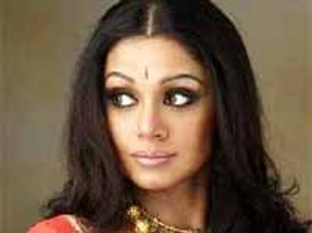 పెళ్ళా..నాకా..శోభన?