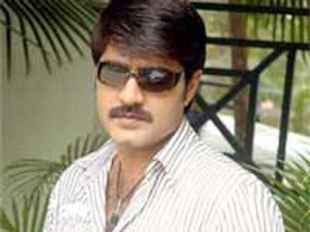 బాలకృష్ణతో చేస్తేనే సంపూర్ణం