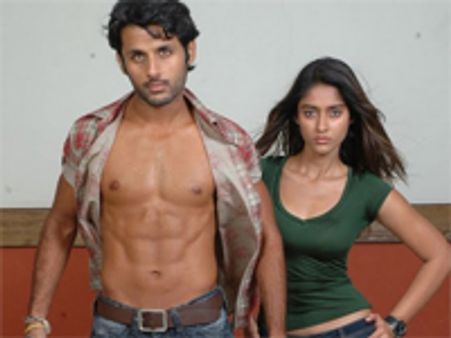 రెచ్చిపో..ప్రేక్షకుడు చచ్చిపో!!