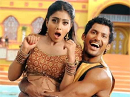 శ్రియను ఫాలో అవుతున్న విశాల్